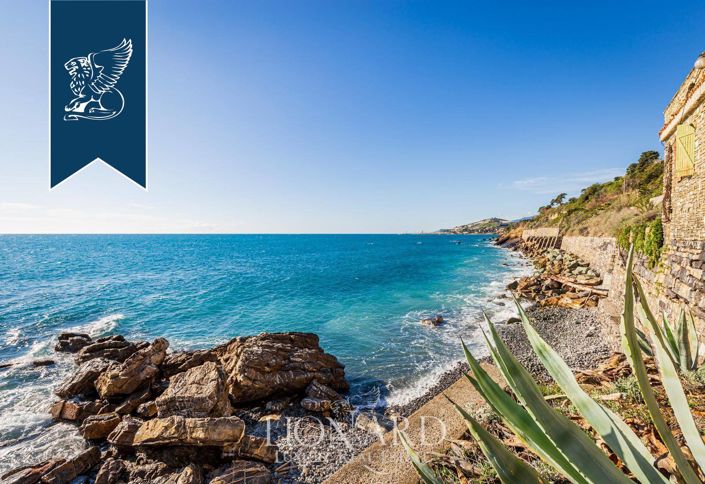 Image No.28-Villa de 4 chambres à vendre à Imperia