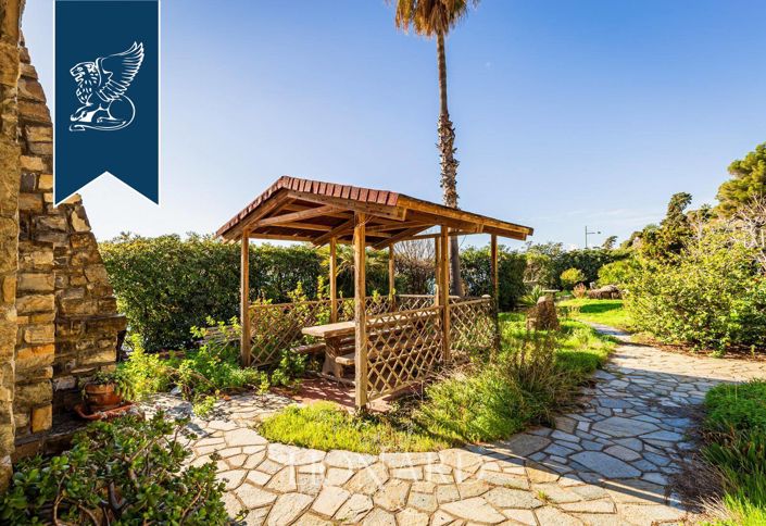 Image No.37-Villa de 4 chambres à vendre à Imperia