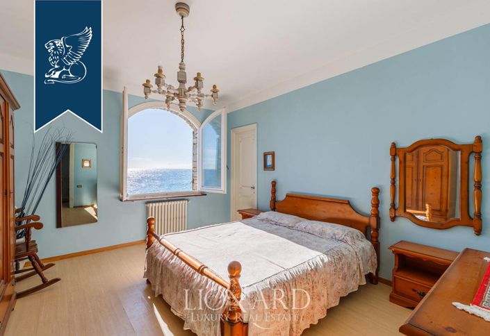 Image No.49-Villa de 4 chambres à vendre à Imperia