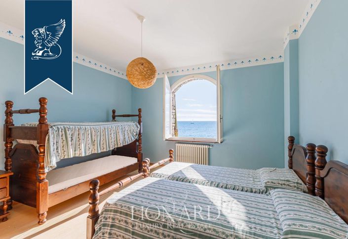 Image No.54-Villa de 4 chambres à vendre à Imperia