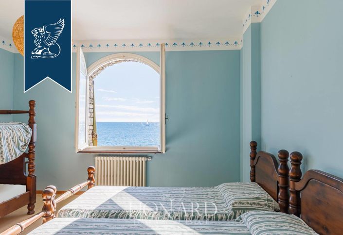 Image No.55-Villa de 4 chambres à vendre à Imperia