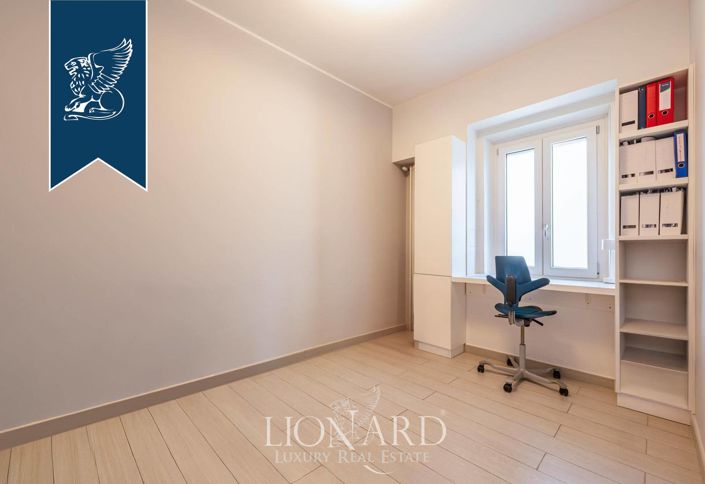 Image No.20-2 Bed Apartment for sale