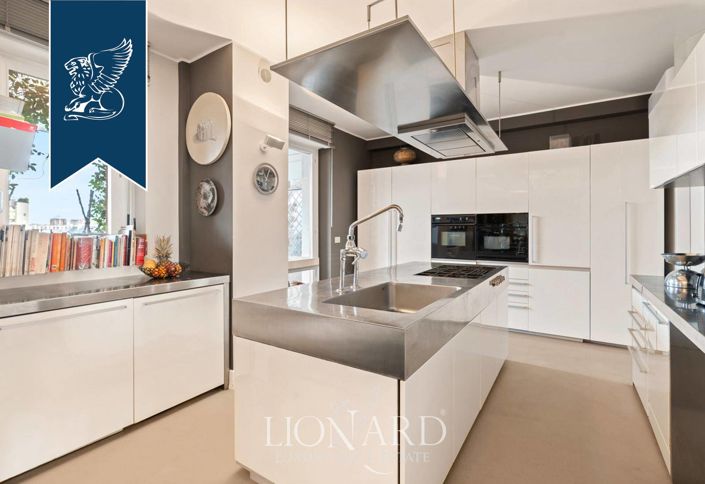 Image No.11-5 Bed Apartment for sale