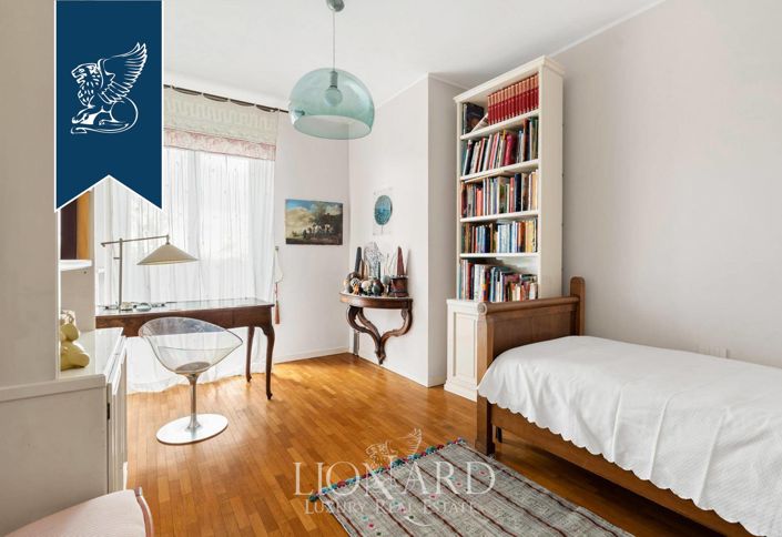 Image No.14-5 Bed Apartment for sale