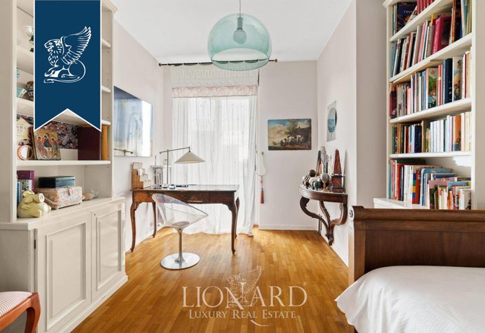 Image No.16-5 Bed Apartment for sale