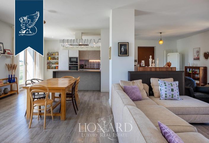 Image No.11-6 Bed Villa for sale