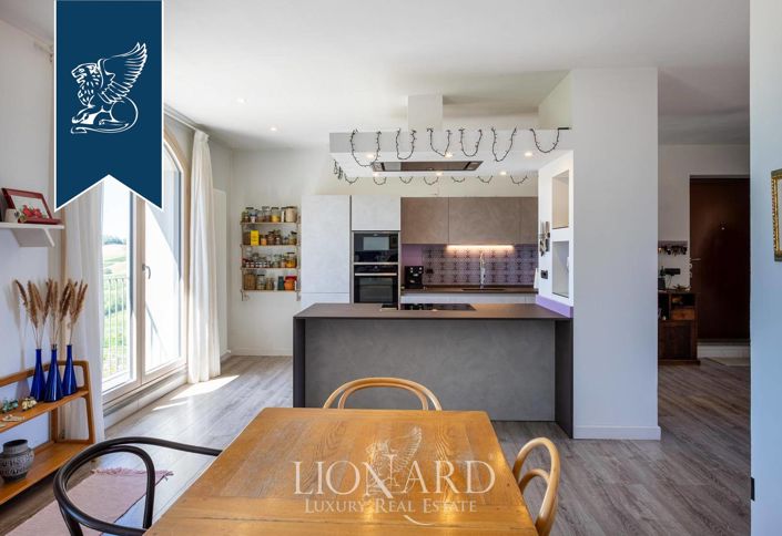 Image No.12-6 Bed Villa for sale