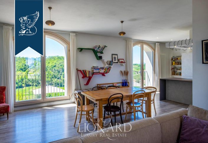 Image No.15-6 Bed Villa for sale