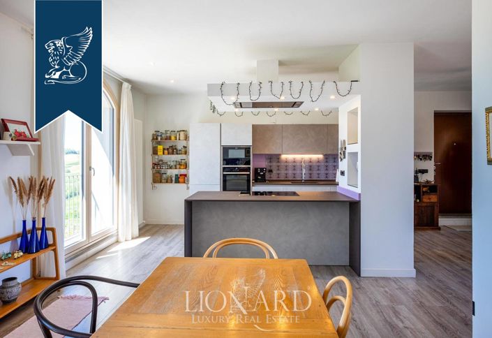 Image No.16-6 Bed Villa for sale