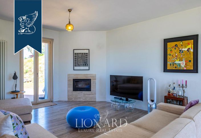 Image No.17-6 Bed Villa for sale