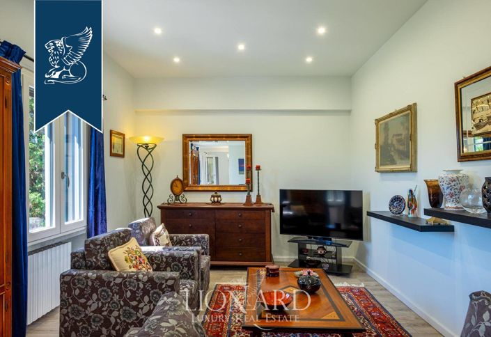 Image No.18-6 Bed Villa for sale