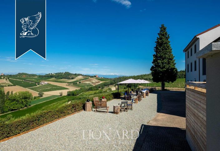 Image No.5-6 Bed Villa for sale