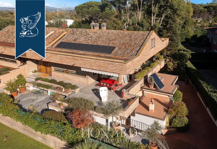 Image No.12-5 Bed Villa for sale