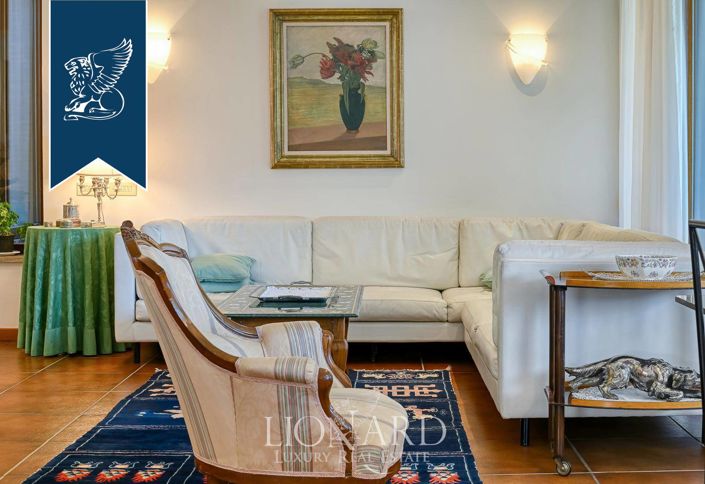 Image No.15-5 Bed Villa for sale