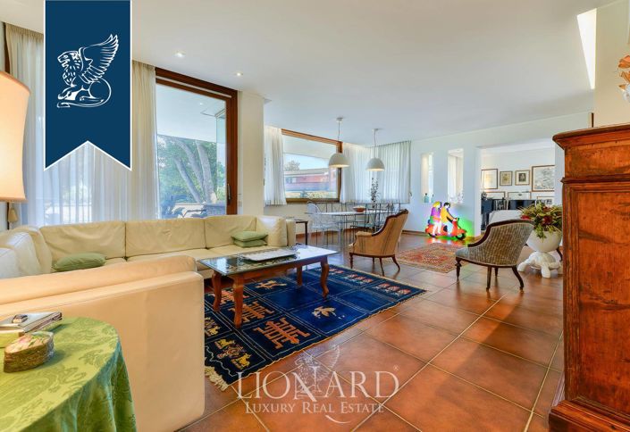 Image No.16-5 Bed Villa for sale