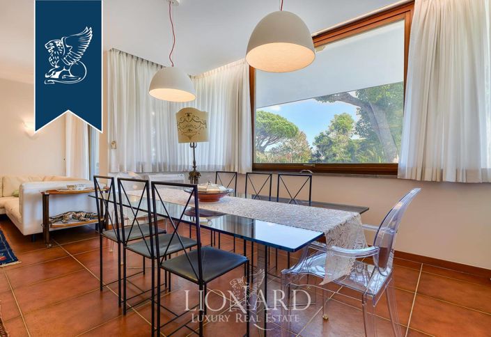 Image No.18-5 Bed Villa for sale