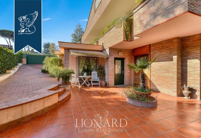 Image No.7-5 Bed Villa for sale