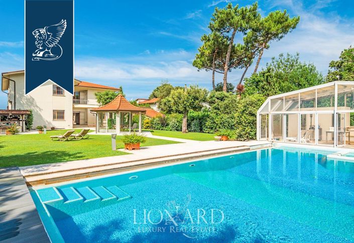 Image No.1-6 Bed Villa for sale