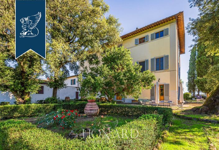 Image No.10-10 Bed Villa for sale