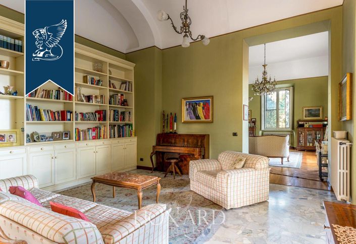 Image No.11-6 Bed Villa for sale