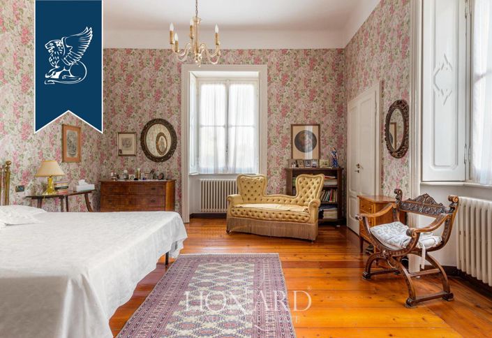 Image No.18-6 Bed Villa for sale