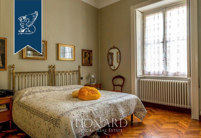 Image No.19-6 Bed Villa for sale