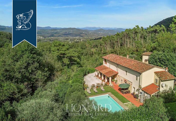 Image No.2-4 Bed Country House for sale