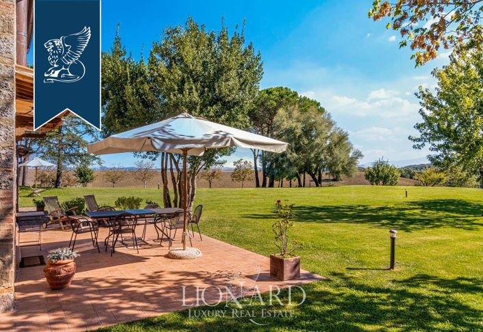 Image No.14-13 Bed Country House for sale