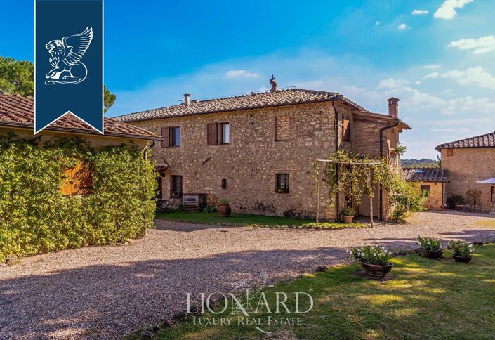 Image No.18-13 Bed Country House for sale