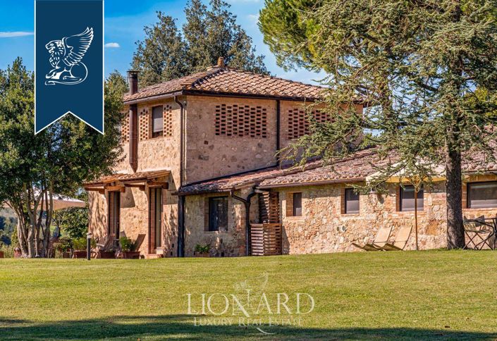 Image No.20-13 Bed Country House for sale