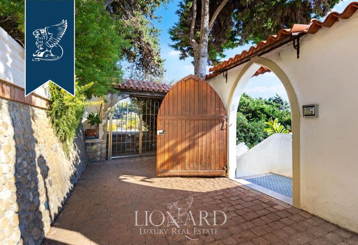 Image No.13-3 Bed Apartment for sale