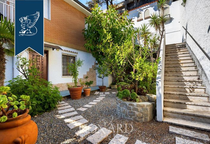 Image No.14-3 Bed Apartment for sale