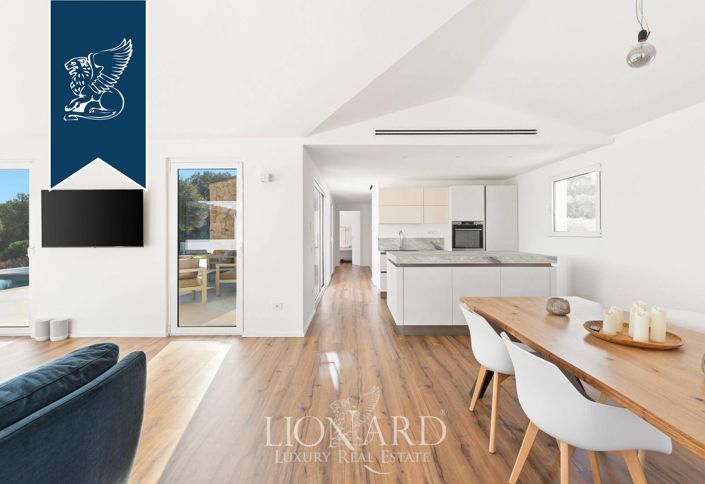 Image No.12-Villa de 3 chambres à vendre à Olbia