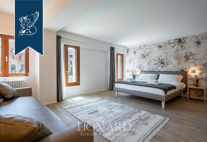 Image No.11-5 Bed Apartment for sale