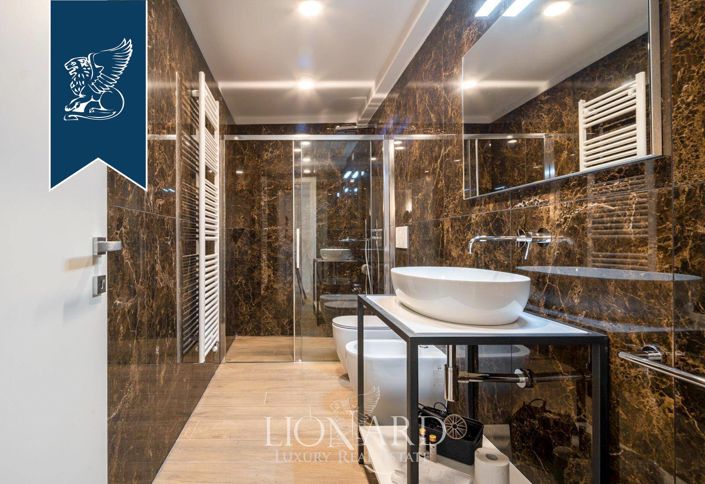 Image No.14-5 Bed Apartment for sale