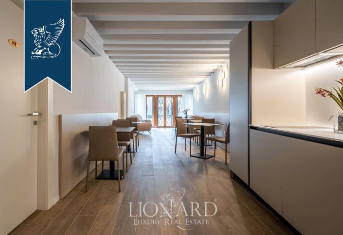 Image No.16-5 Bed Apartment for sale