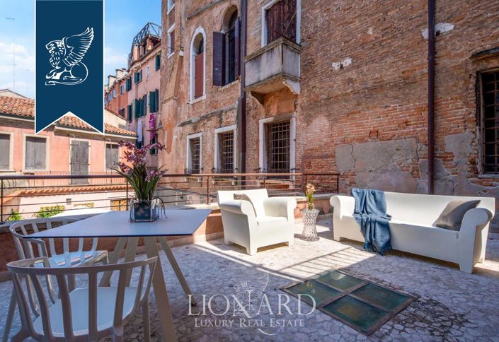 Image No.5-5 Bed Apartment for sale