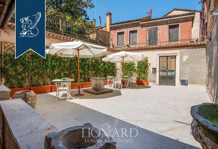 Image No.7-5 Bed Apartment for sale