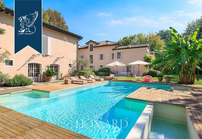 Image No.4-Villa de 7 chambres à vendre à Correggio