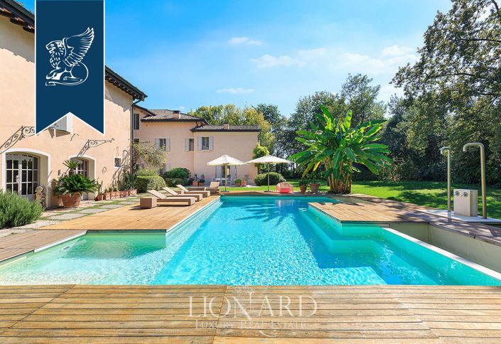 Image No.5-Villa de 7 chambres à vendre à Correggio