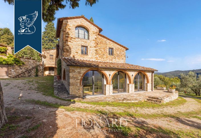 Image No.10-5 Bed Villa for sale