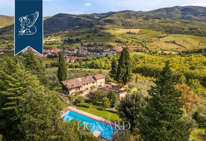 Image No.2-5 Bed Villa for sale