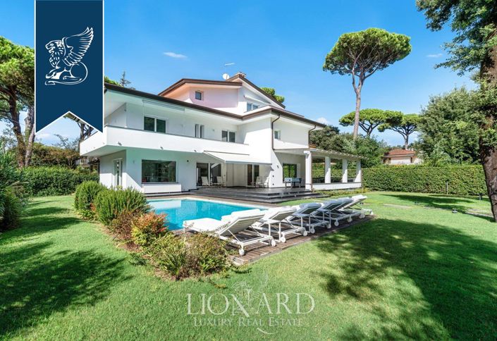 Image No.4-8 Bed Villa for sale