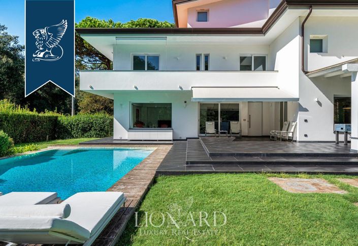 Image No.6-8 Bed Villa for sale