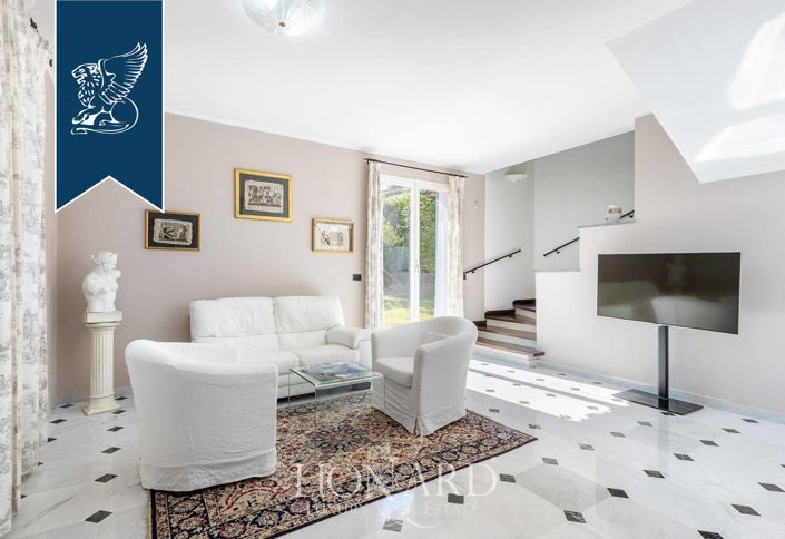 Image No.19-7 Bed Villa for sale