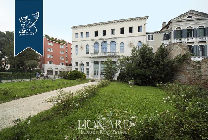 Image No.11-Propriété de 25 chambres à vendre à Venice