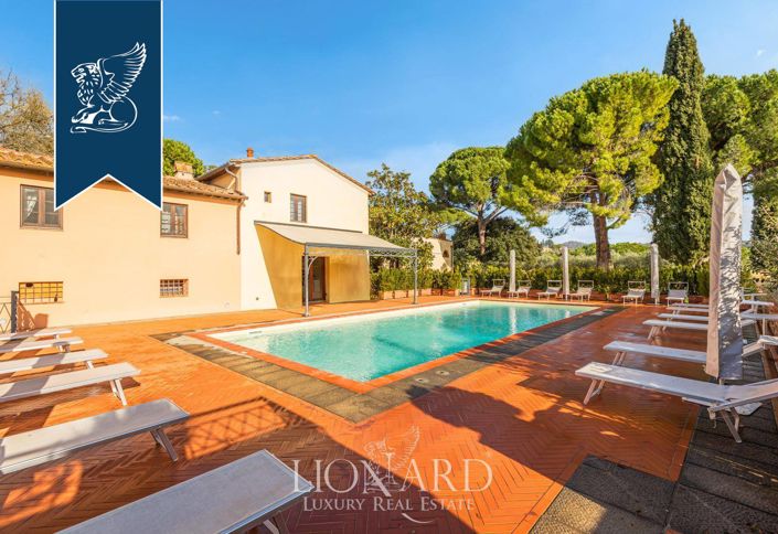 Image No.13-25 Bed Villa for sale