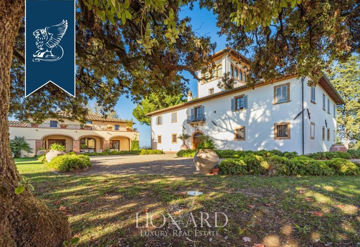 Image No.8-25 Bed Villa for sale