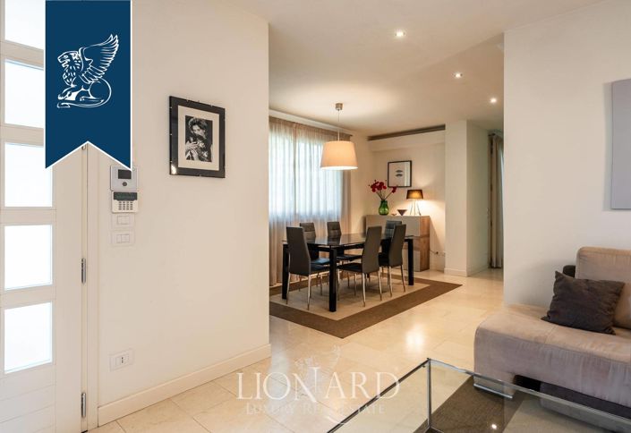 Image No.5-Villa de 4 chambres à vendre à Lucca