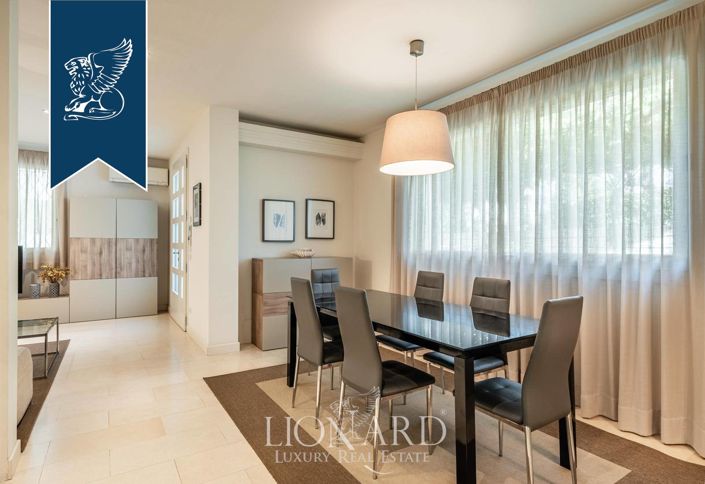 Image No.8-Villa de 4 chambres à vendre à Lucca